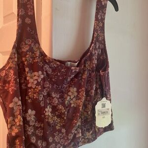 Altar’d state crop top